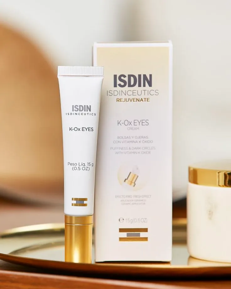 کرم دور چشم با عملکرد ضد پف و روشن‌کننده ، محافظ و مراقبتی از پوست حساس اطراف چشم